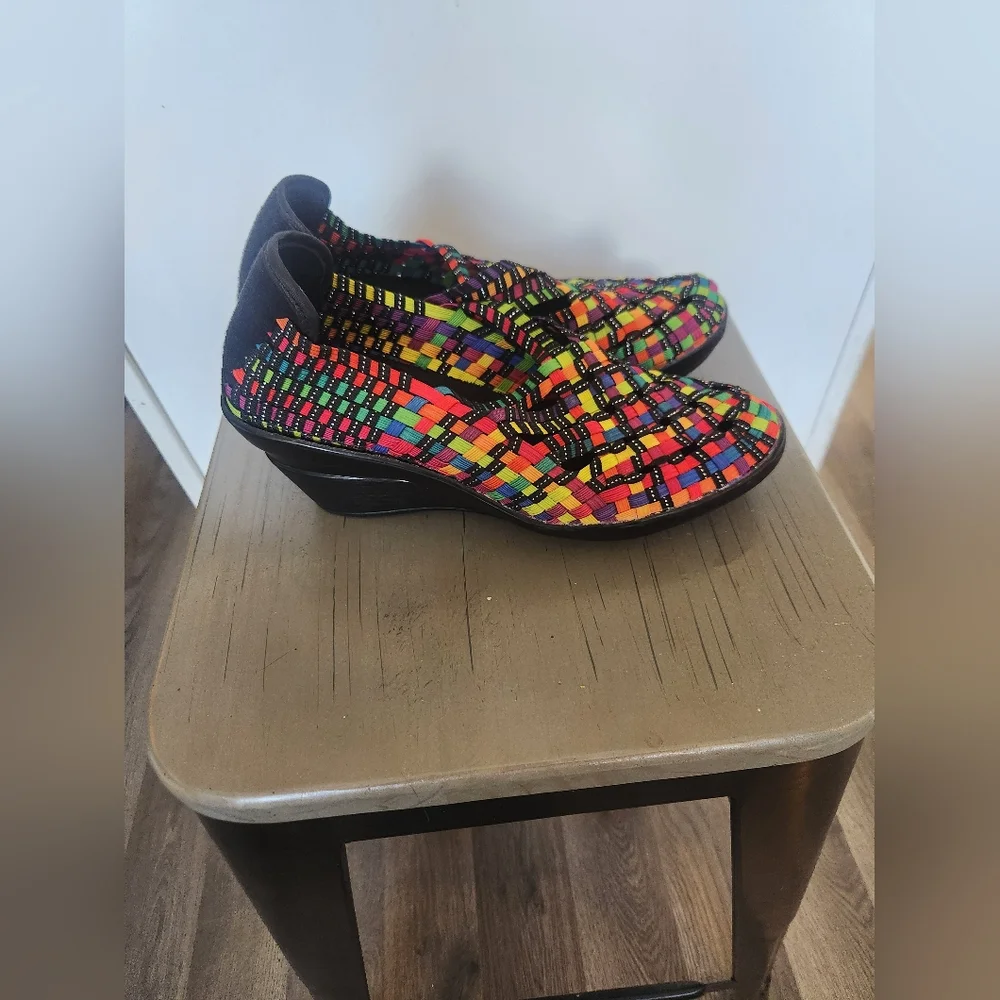 Corkys Colorful Wedges